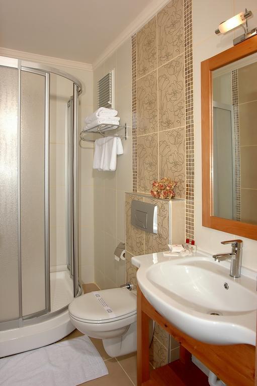 Hotel Helen Park Чанаккале Стая снимка